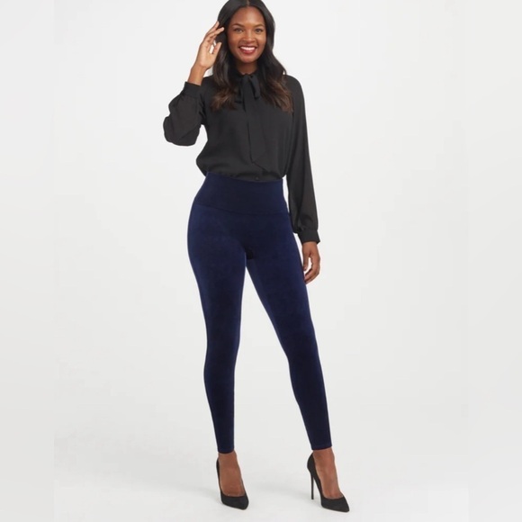 SPANX Pants - Spanx Velvet Leggings in Black Size Large